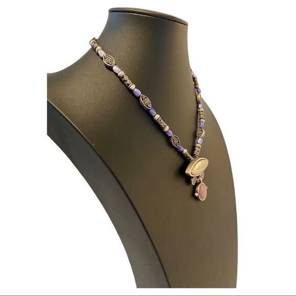 Chico’s. Boho Style Brushed Nickel & Purple Beaded Pendant Necklace. - Picture 4 of 5
